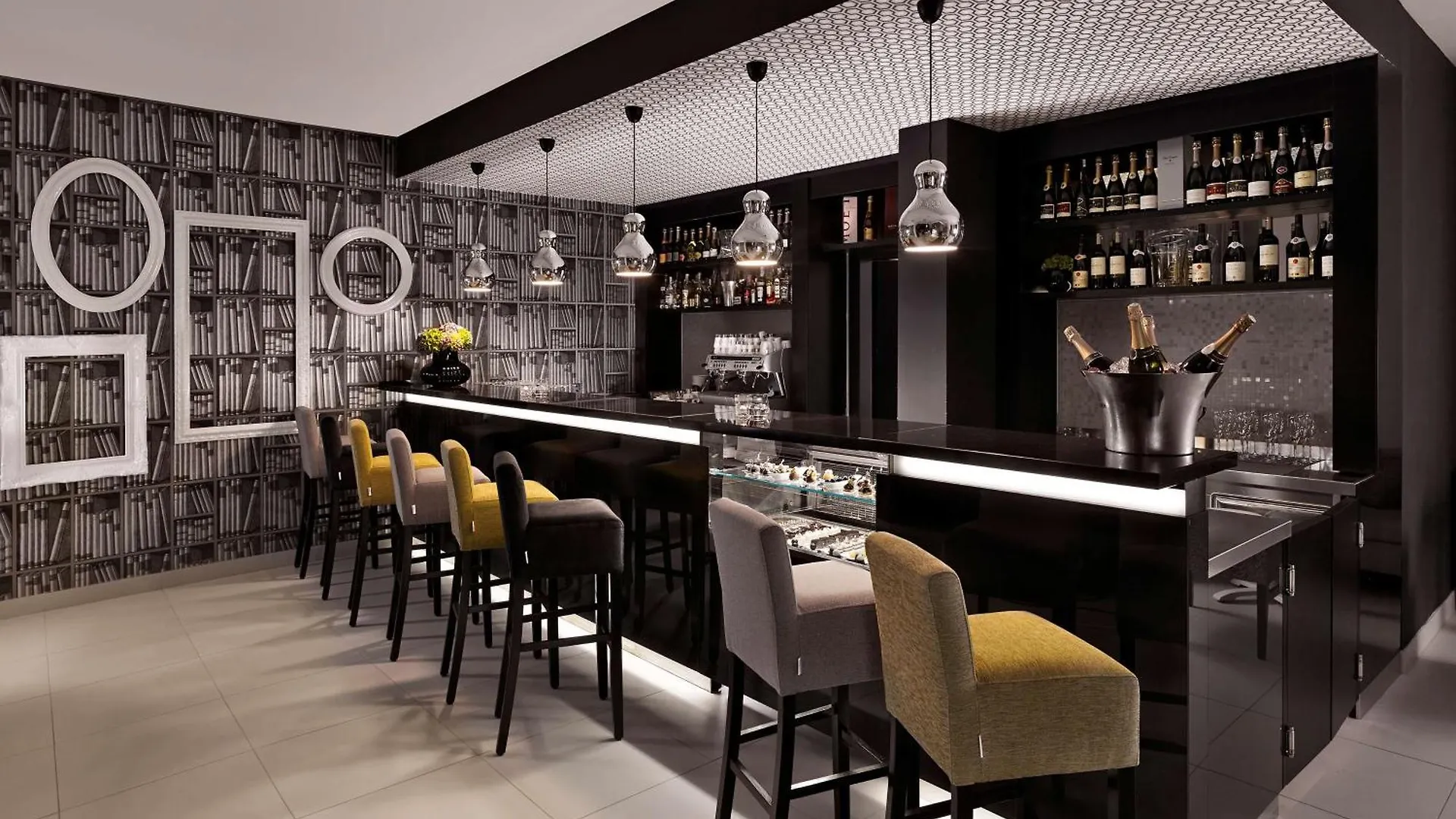 Park Plaza Histria Pula 4*,